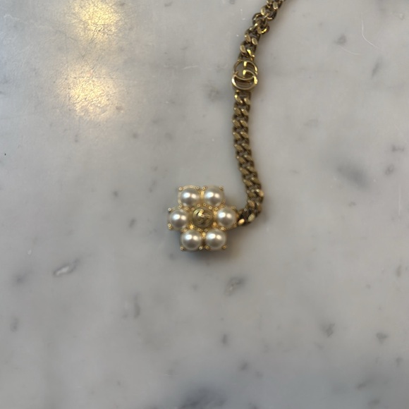 Authentic Pearl Gucci Bracelet - Picture 2 of 3